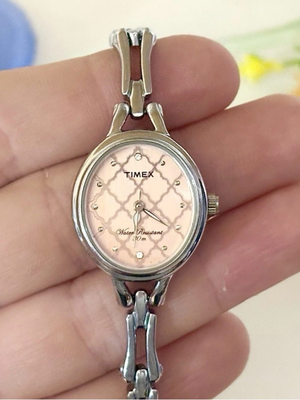 Beautiful Ladies Timex Pink Bracelet Watch WORKS Delicate Silver Lattice-Pattern